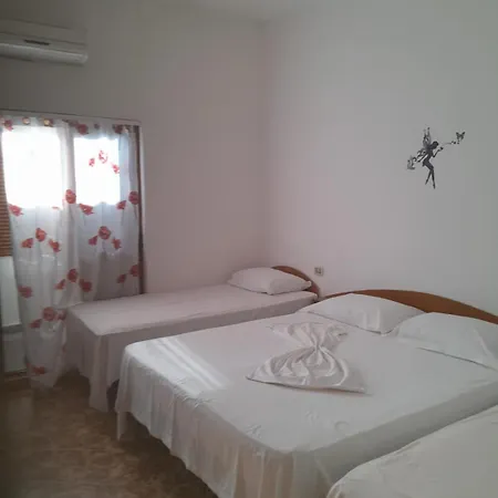 Elsa * Vlorë